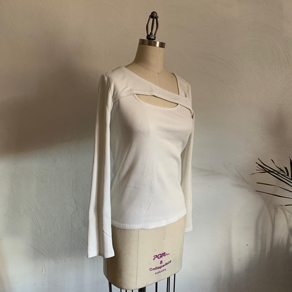 GAP elevated basic - long sleeve white tshirt cutout neckline - ribbed - stretch - Picture 4 of 9